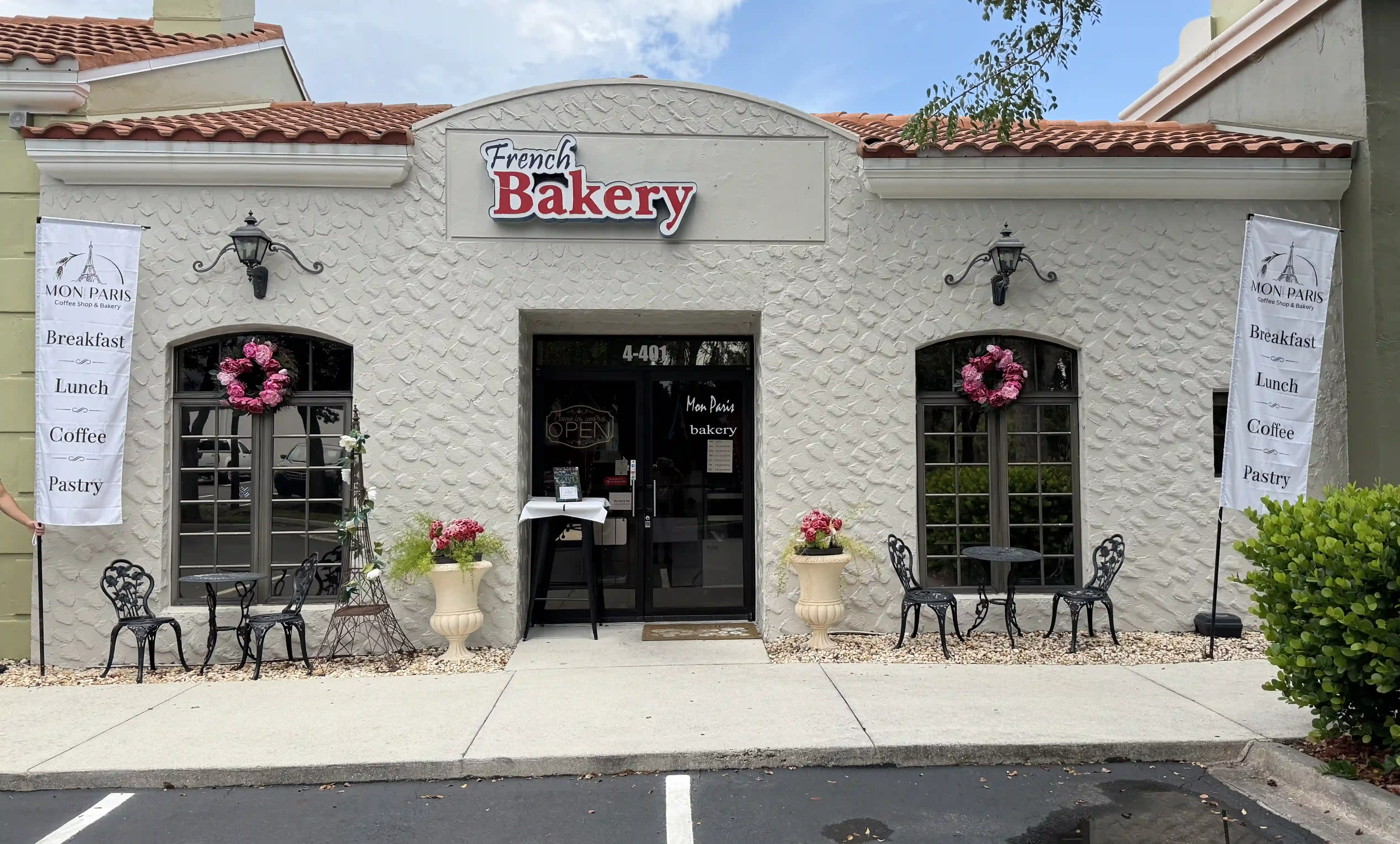 Mon Paris bakery exterior